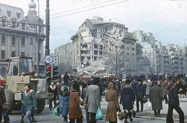 Old Photos of the Bucharest Earthquake in 1977 (1)
